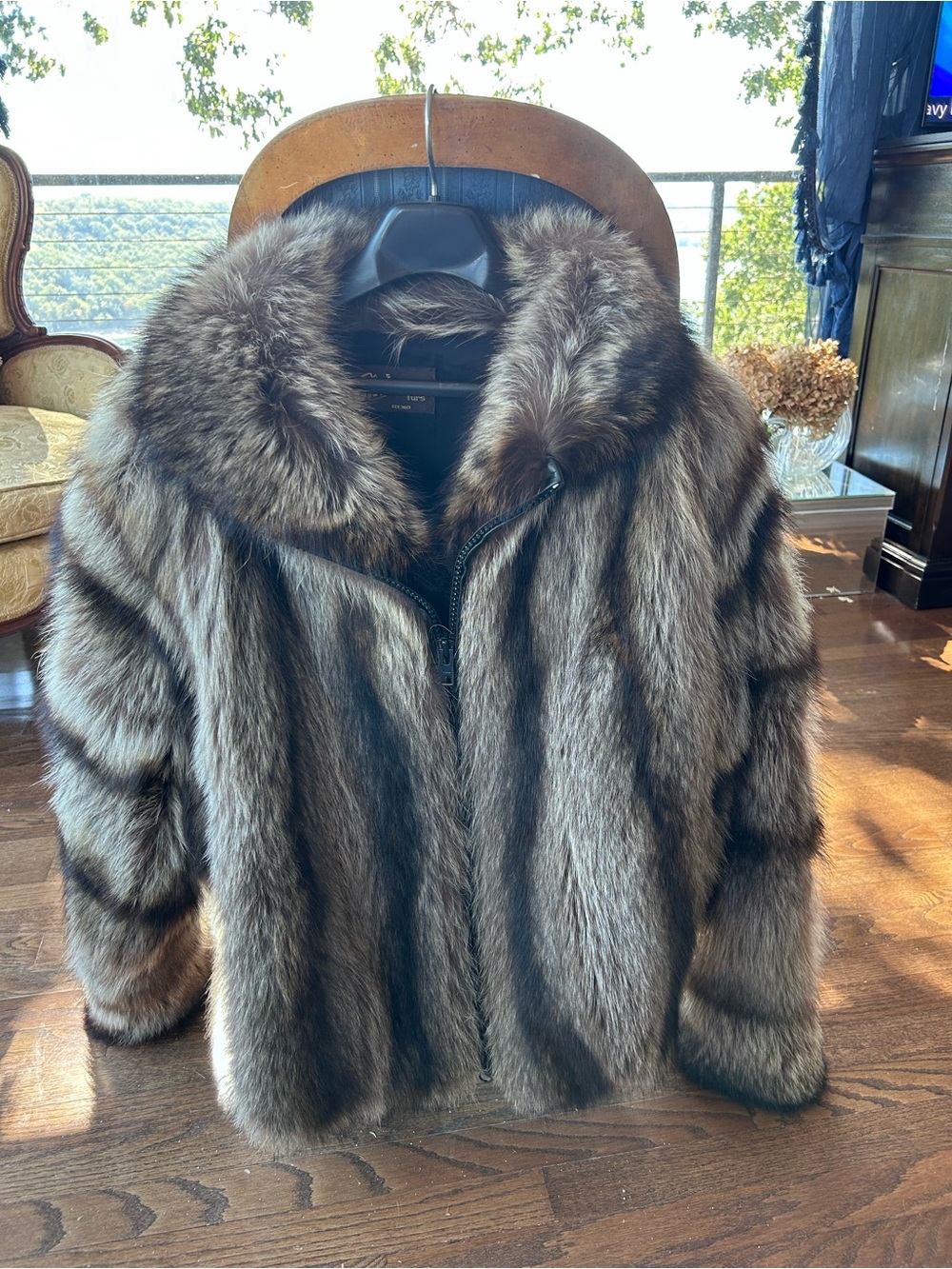 Mens Brown Fur Raccoon  with Plush Collar